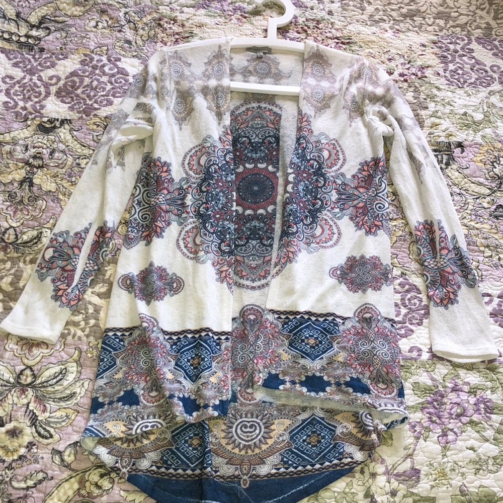 Charlotte Russe Tapestry Patterned Light Cardigan